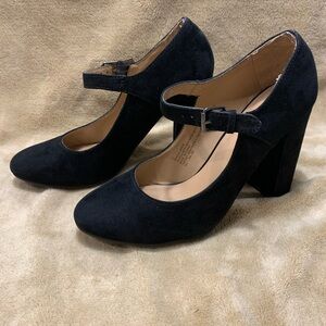 Merona Black Suede Mary Jane Heels Size 7.5